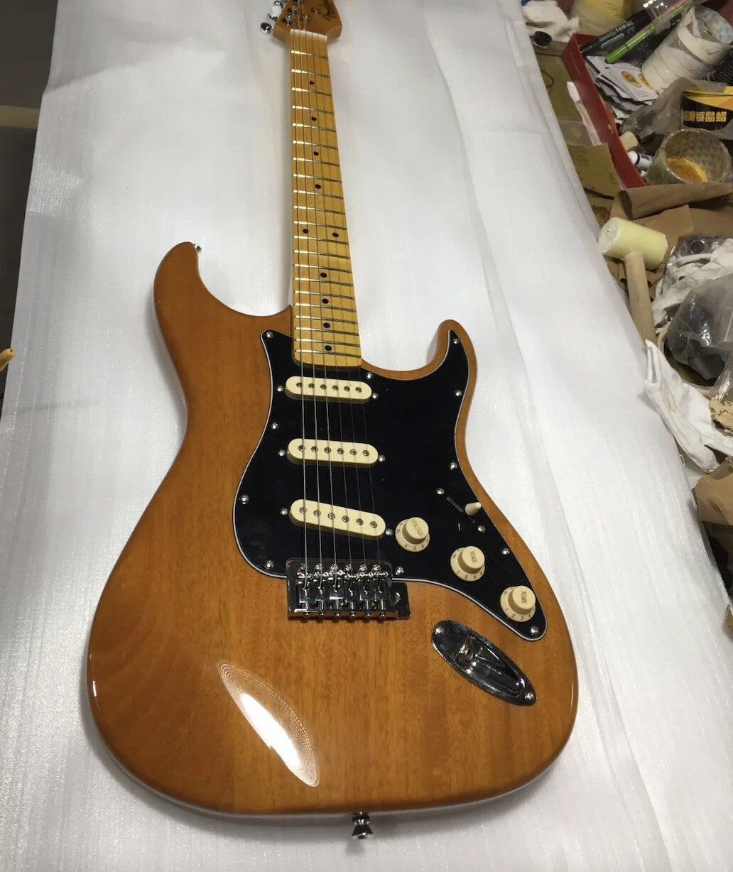 Yellow/Natural Stratocaster Style Guitar