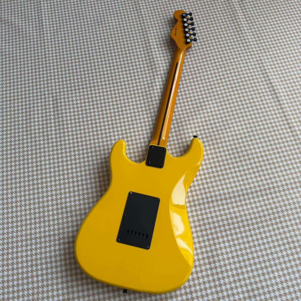 Yellow & Black Stratocaster Style Guitar