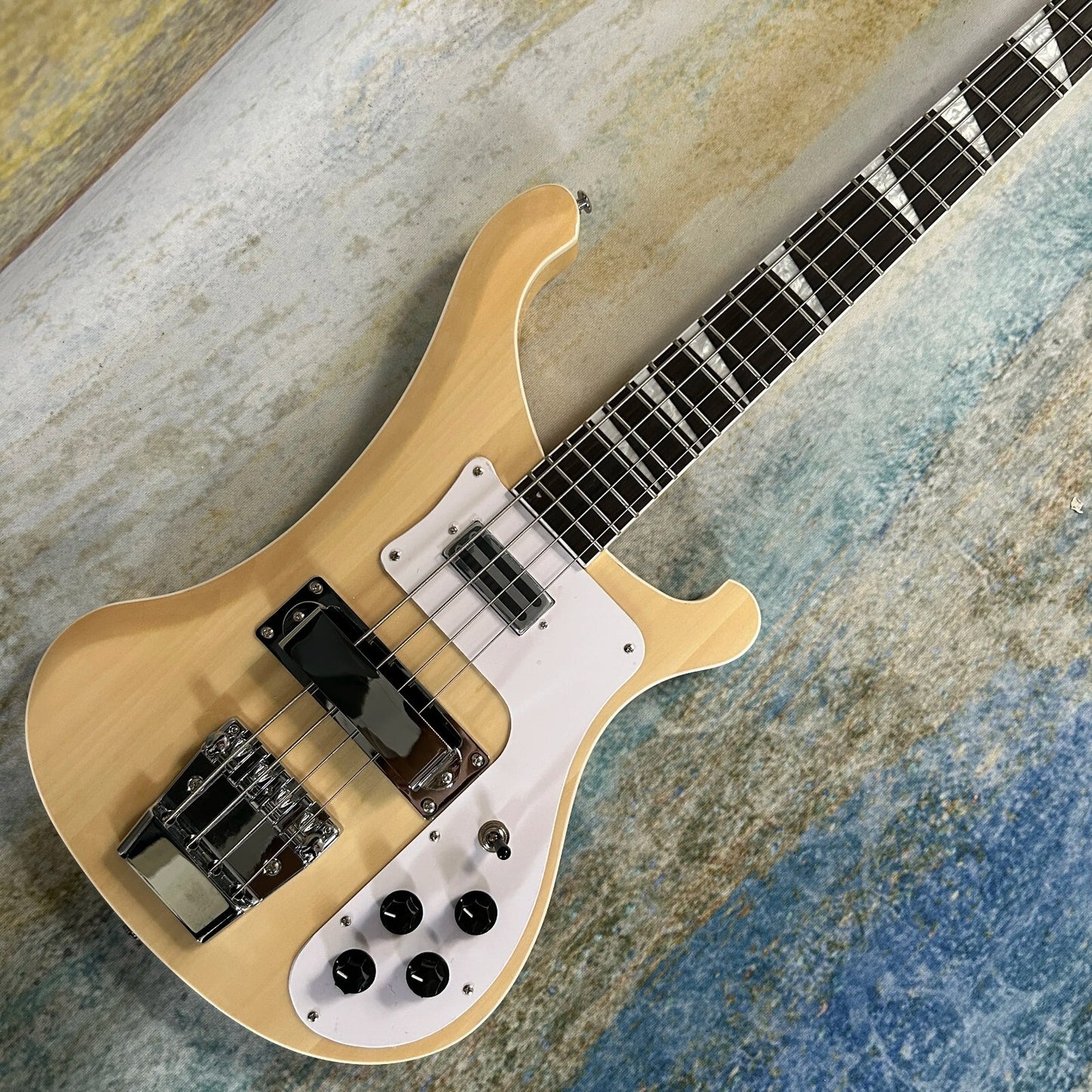 Burlywood Rickenbacker 4003 Style Bass