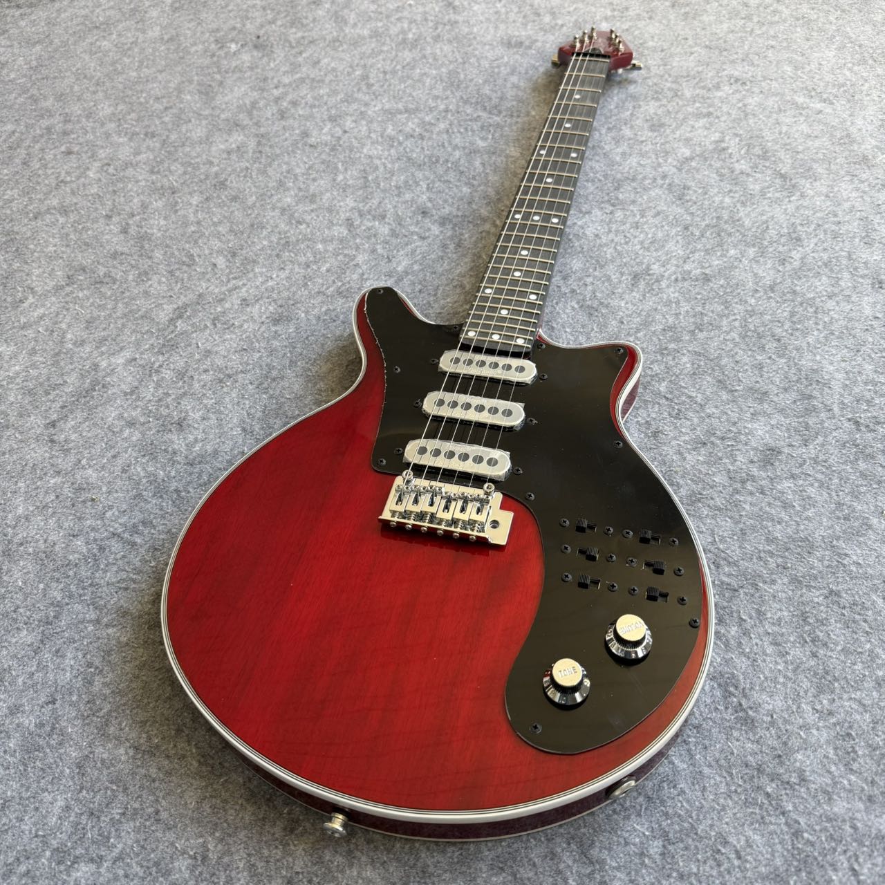 Brian May Signature Guitar