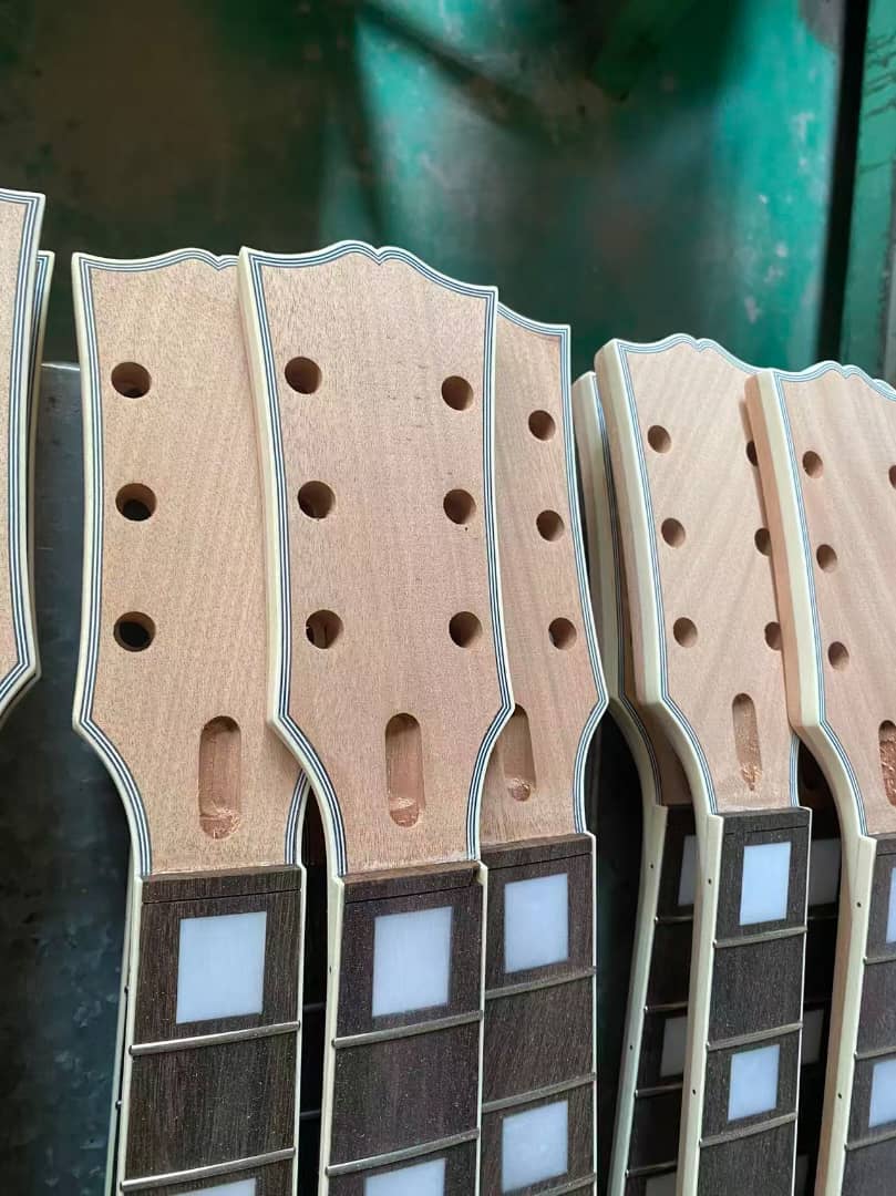 Les Paul - Unfinished Mahogany Body + Neck - DIY KIT