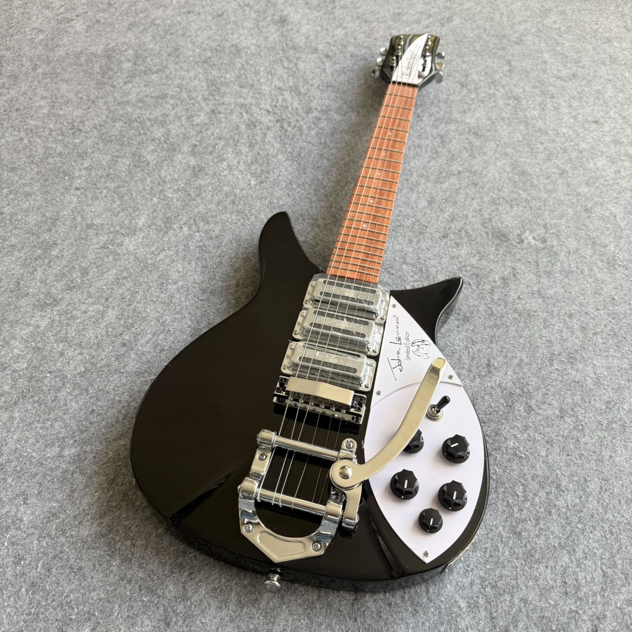 John Lennon Rickenbacker Style Guitar