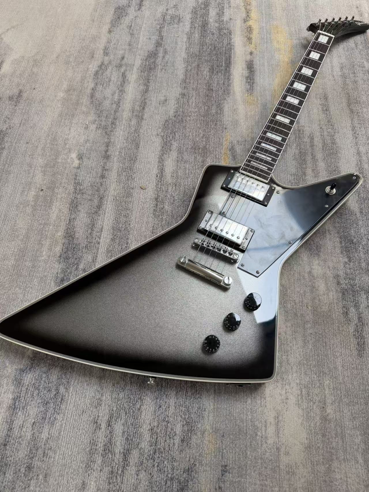 Metallic Grey Gibson Explorer