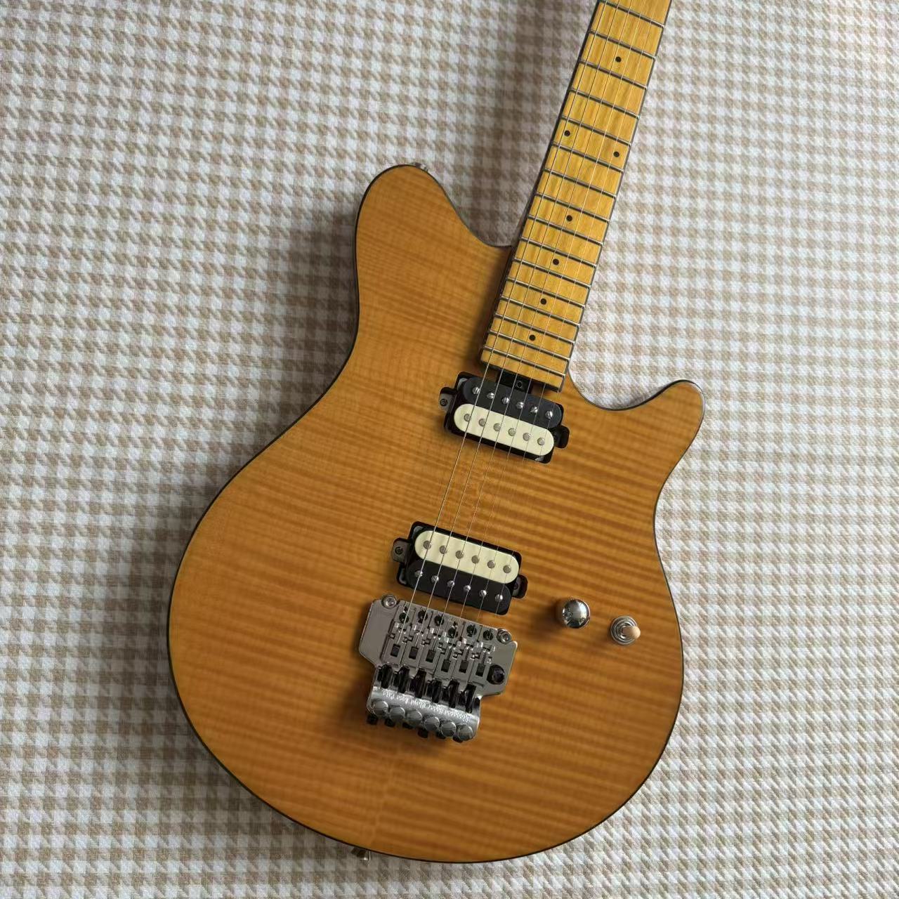 Musicman - Axis (Brown)