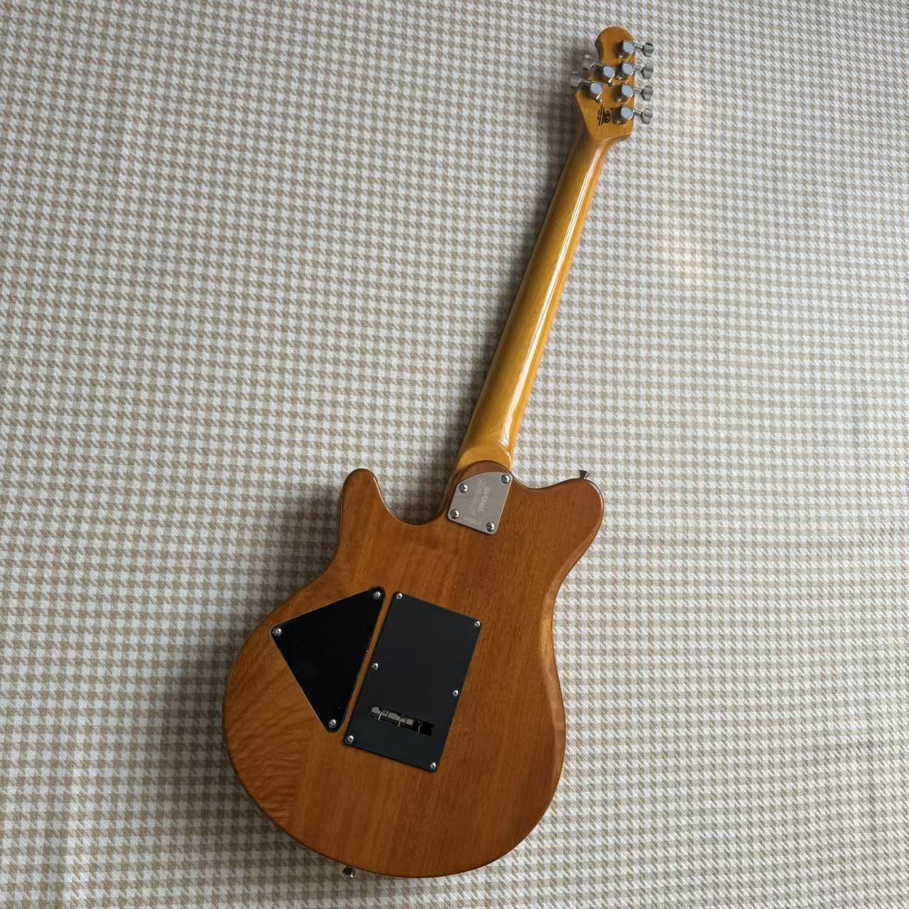 Musicman - Axis (Brown)