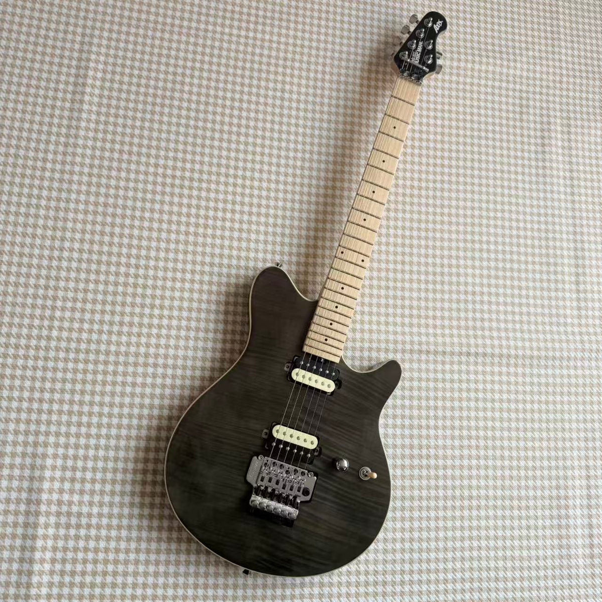 Musicman - Axis - Grey