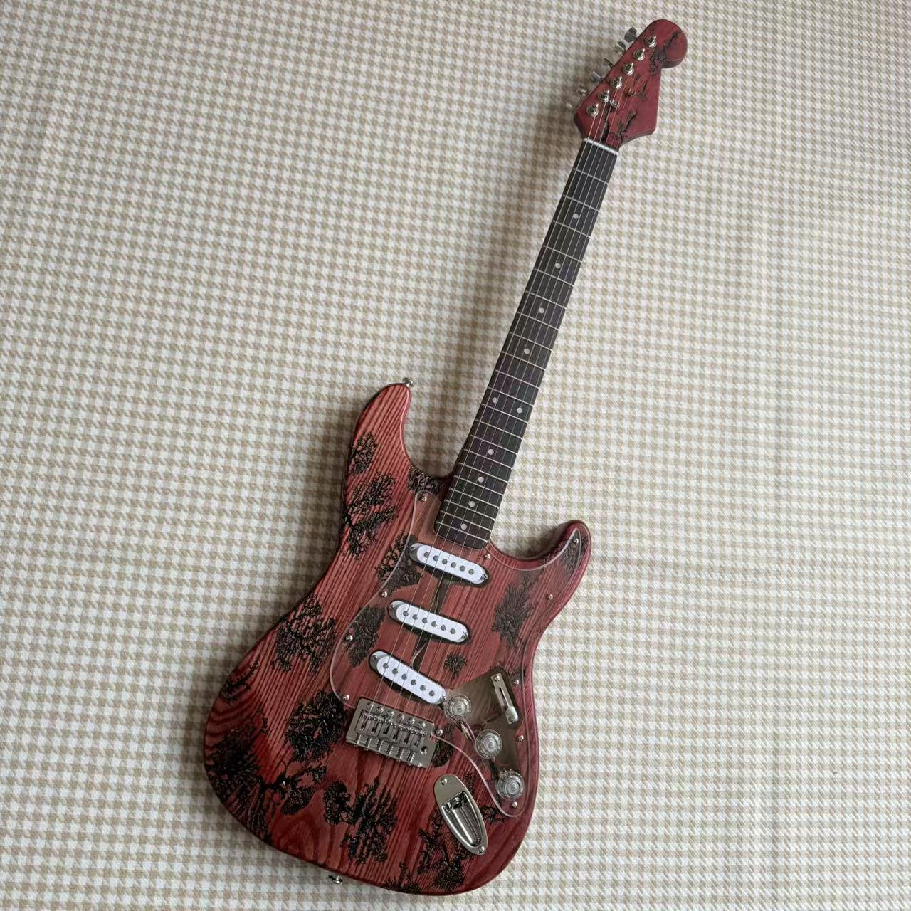 Red Oak Stratocaster