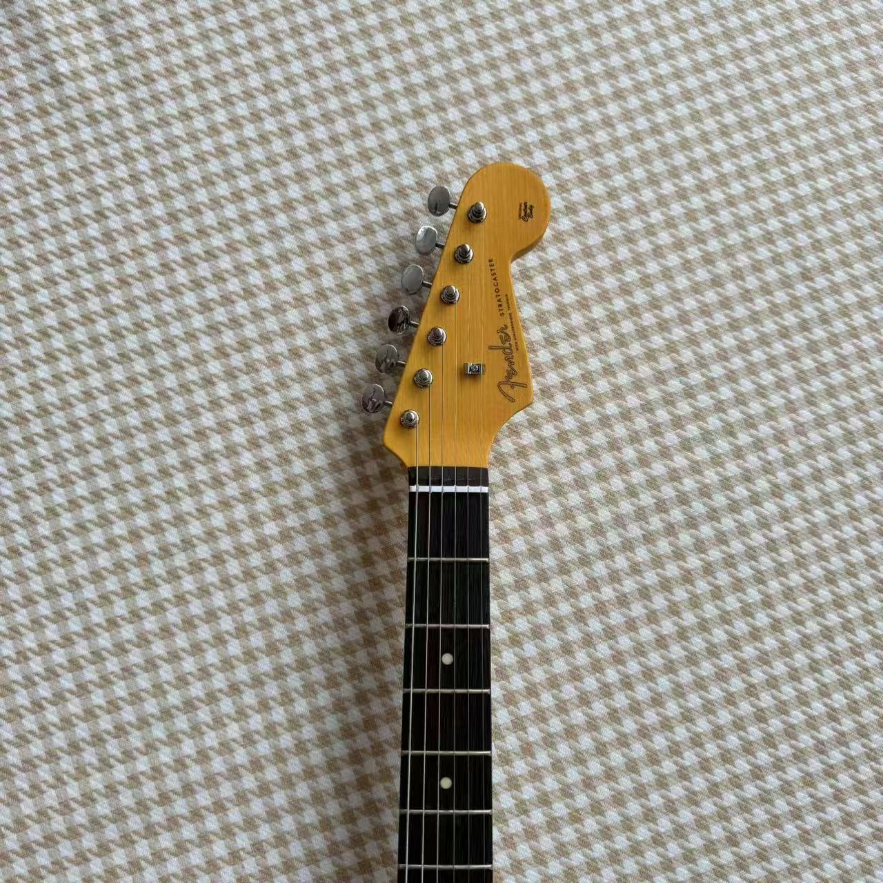 Relic'd Black Fender Stratocaster Guitar