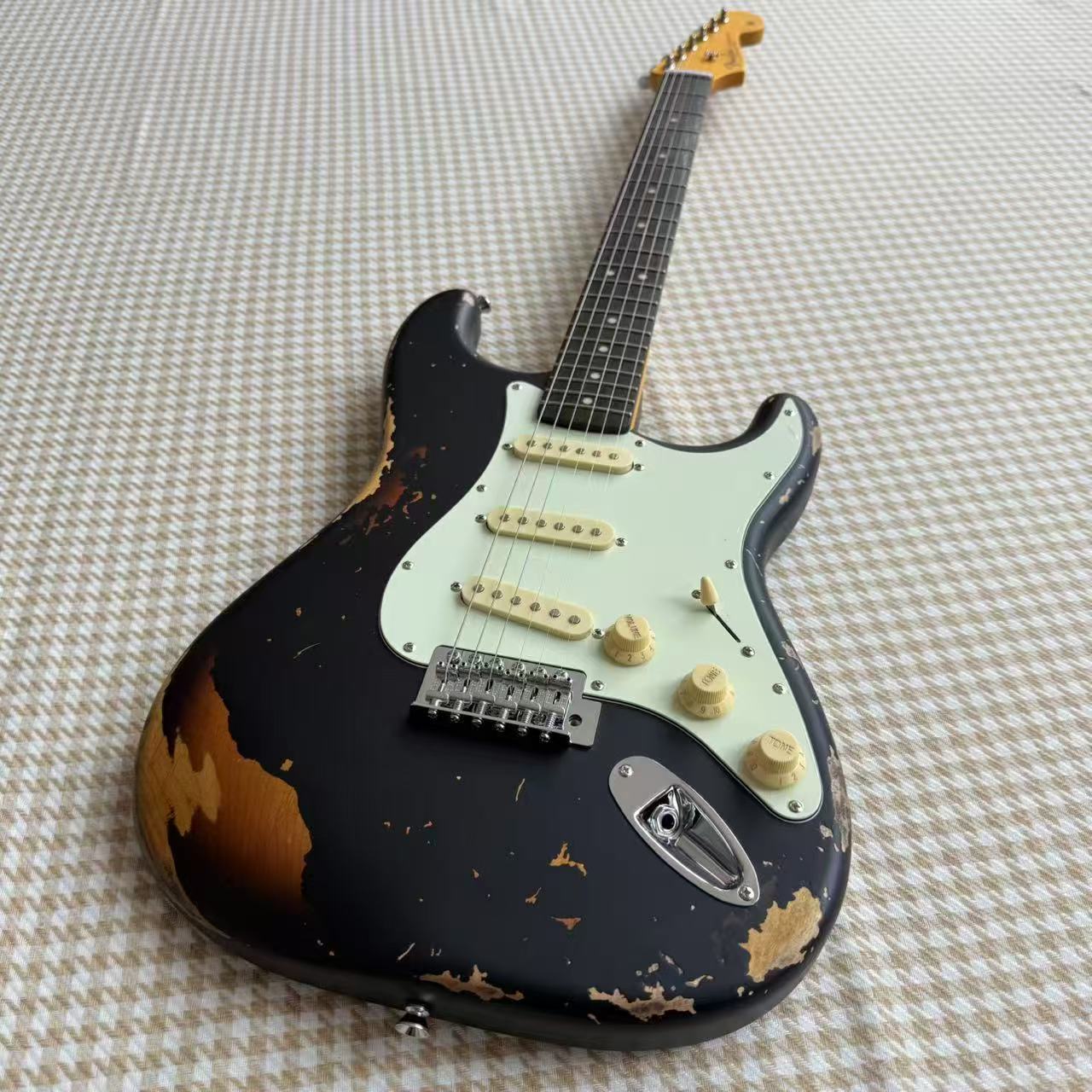 Relic'd Black Fender Stratocaster Guitar