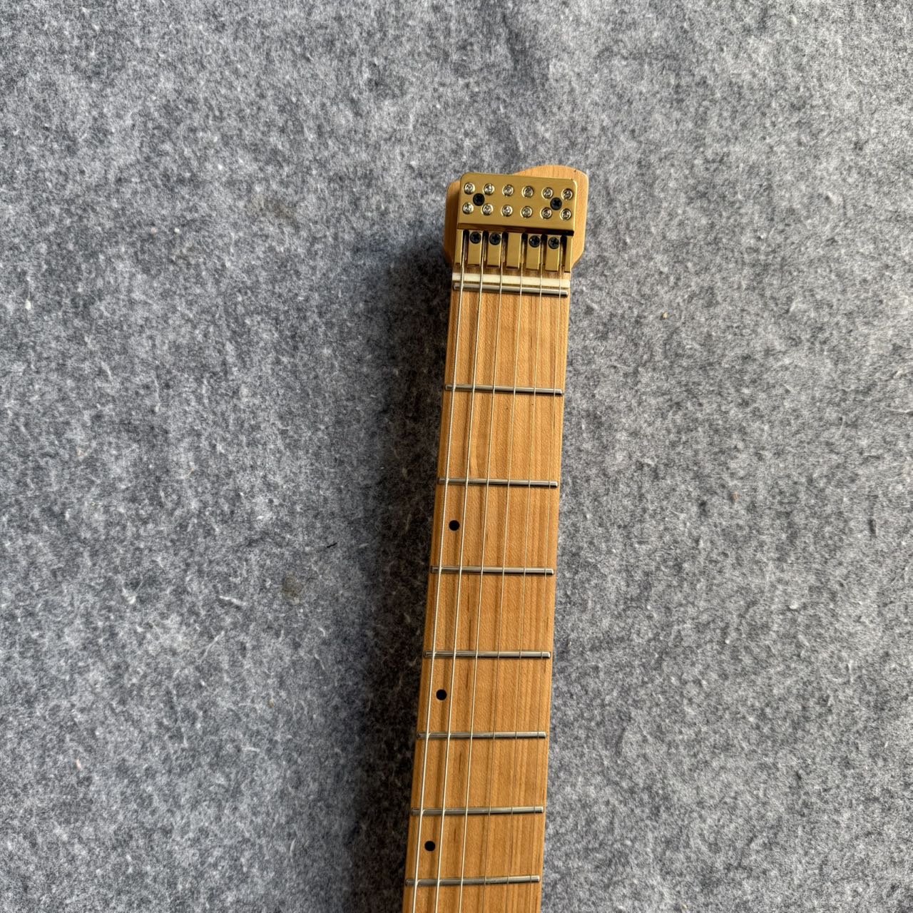 Strandberg Style Headless Guitar - Sunburst