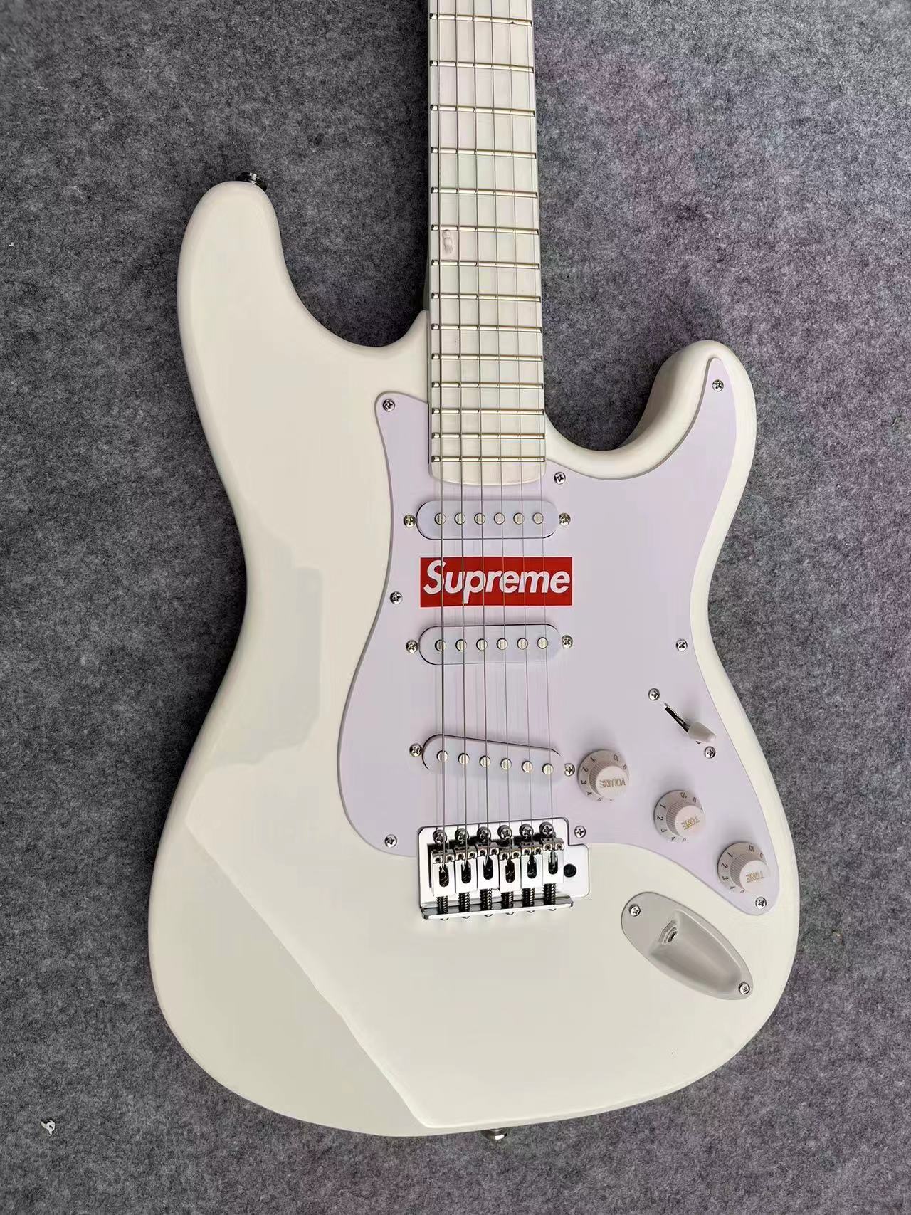 Supreme Fender Stratocaster Style Guitar