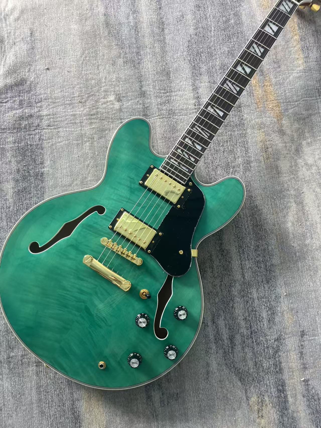 Gibson ES 335 Supreme - Green Finish
