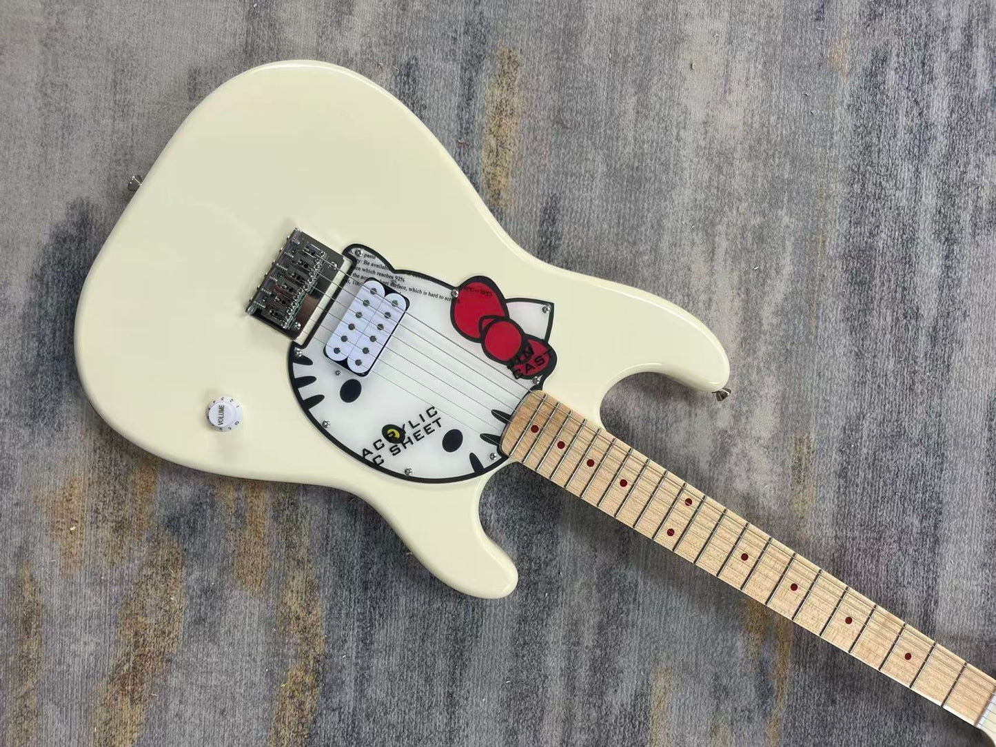 White Hello Kitty Stratocaster Style Guitar