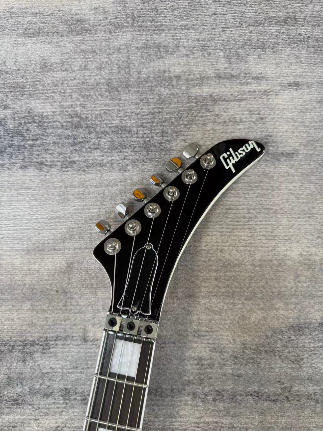 White Gibson Explorer
