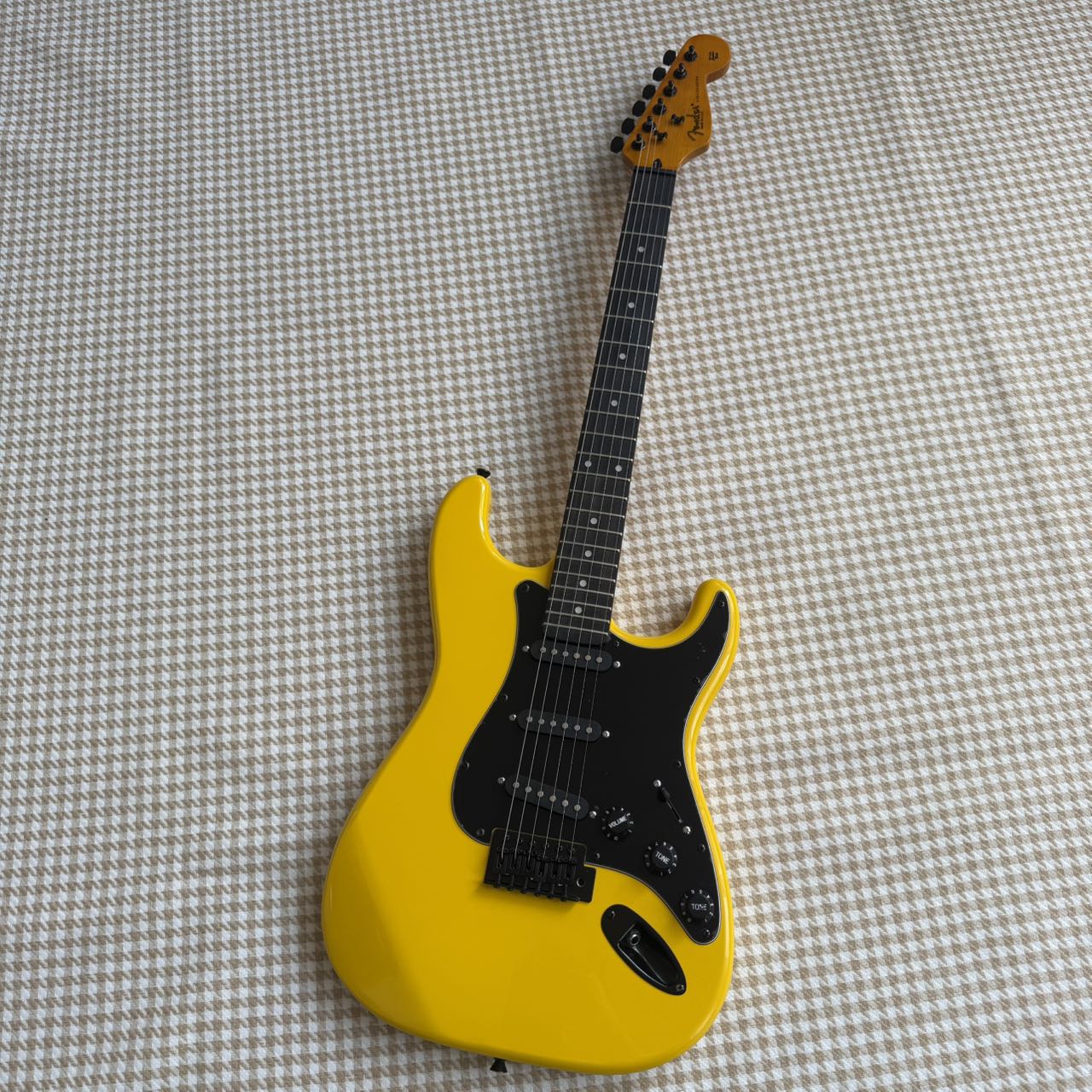 Yellow & Black Stratocaster Style Guitar