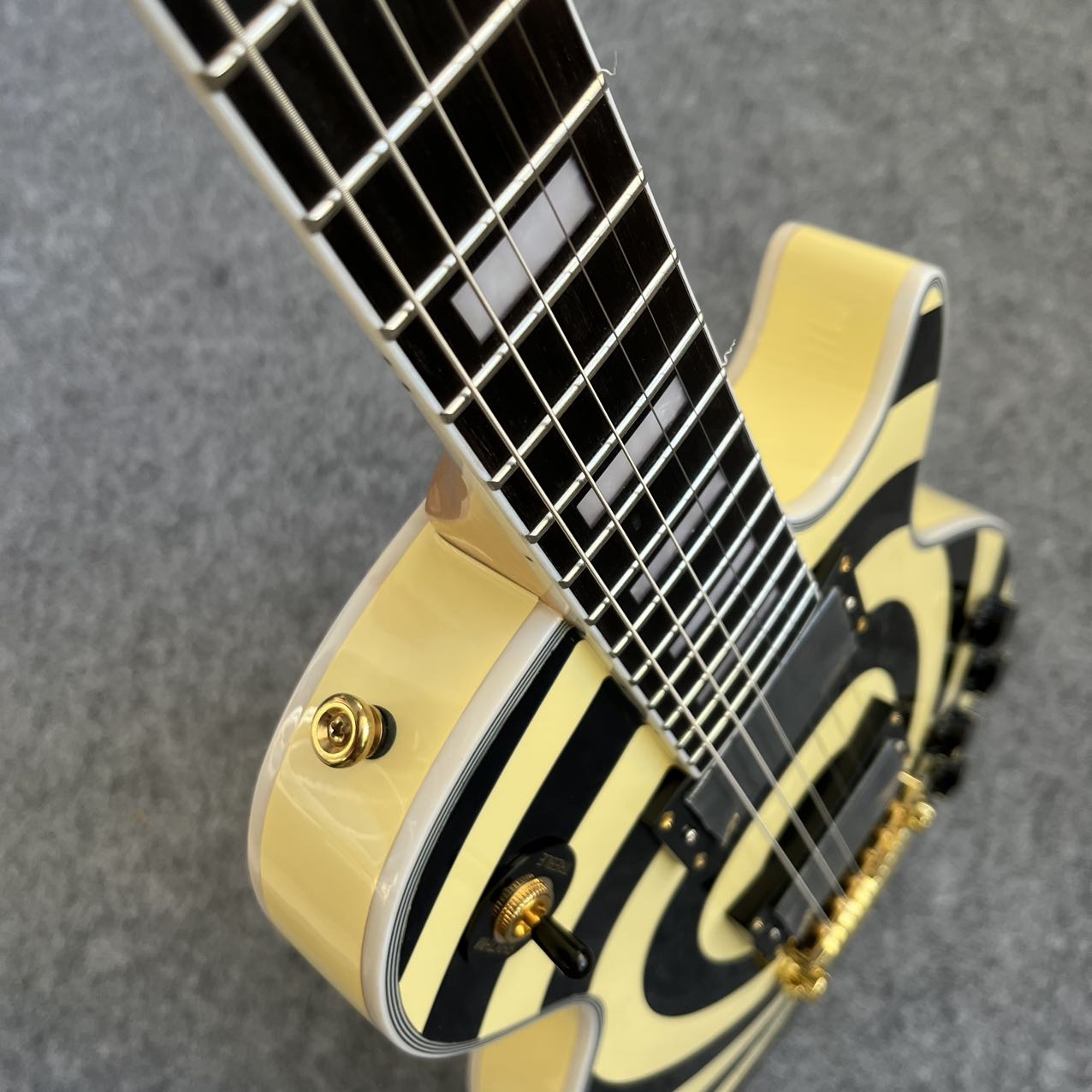 Zakk Wylde Les Paul Style Guitar