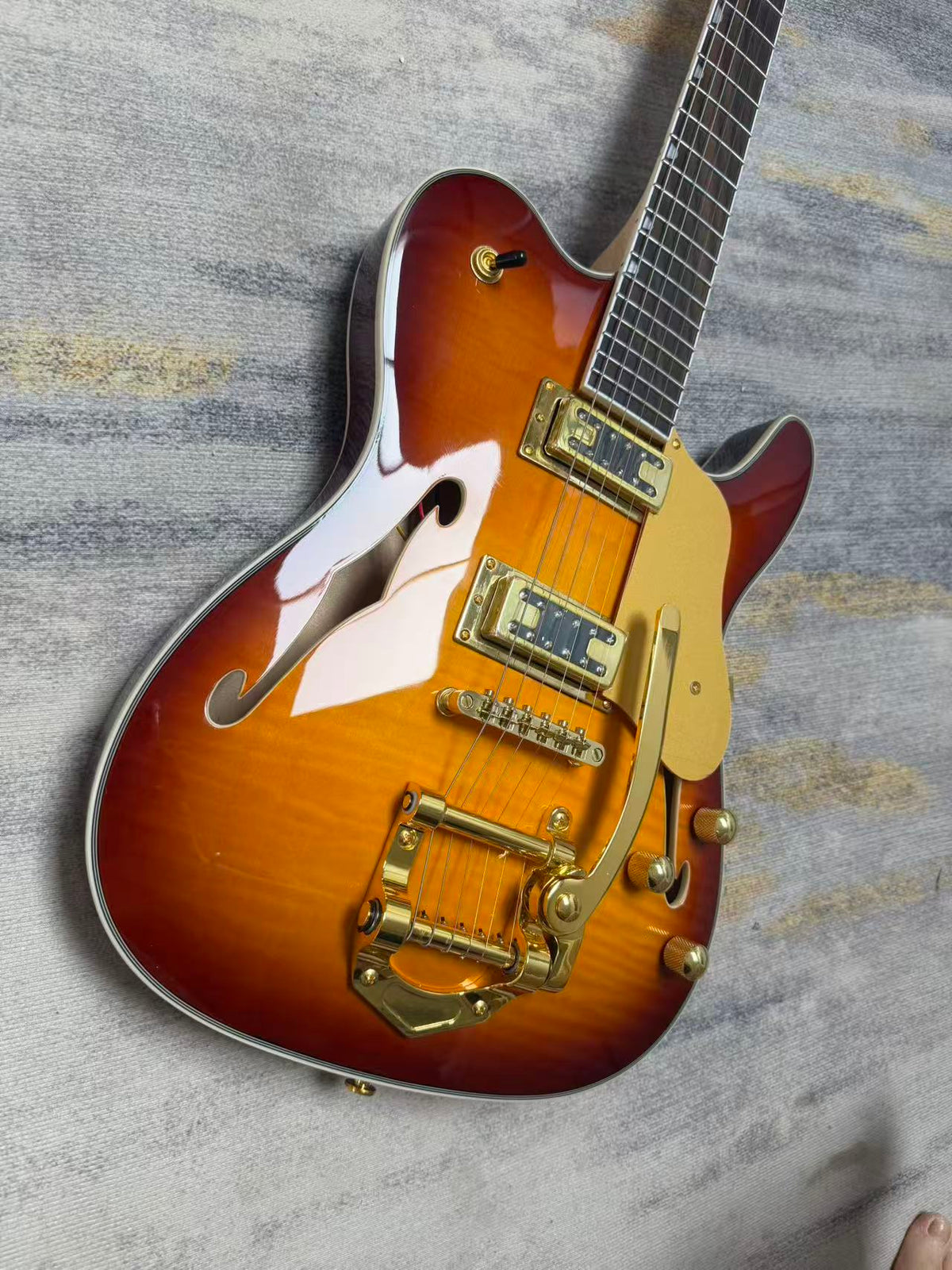 Sunburst Fender Semi Hollow Guitar