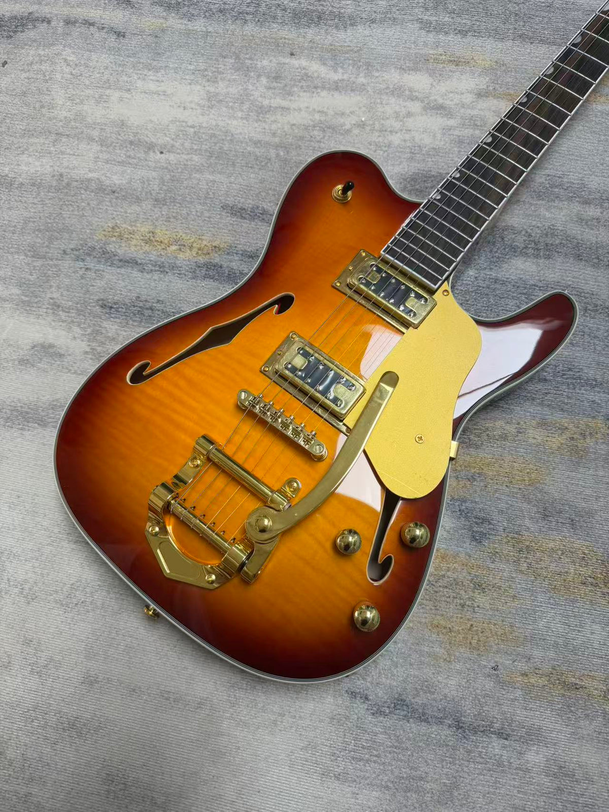 Sunburst Fender Semi Hollow Guitar