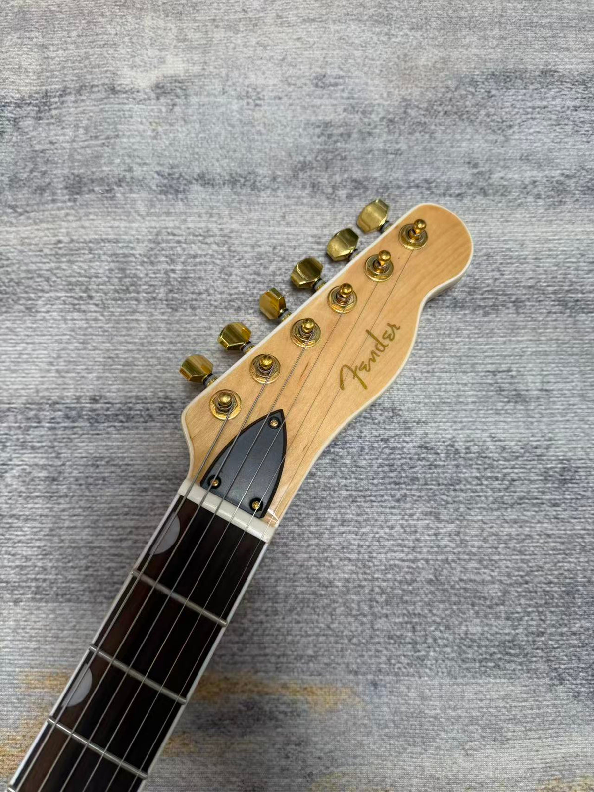 Sunburst Fender Semi Hollow Guitar