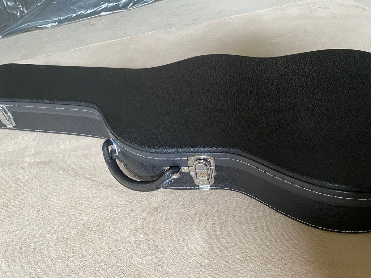 Black Hard Case for Les Paul-Style Guitars – Red Plush Interior