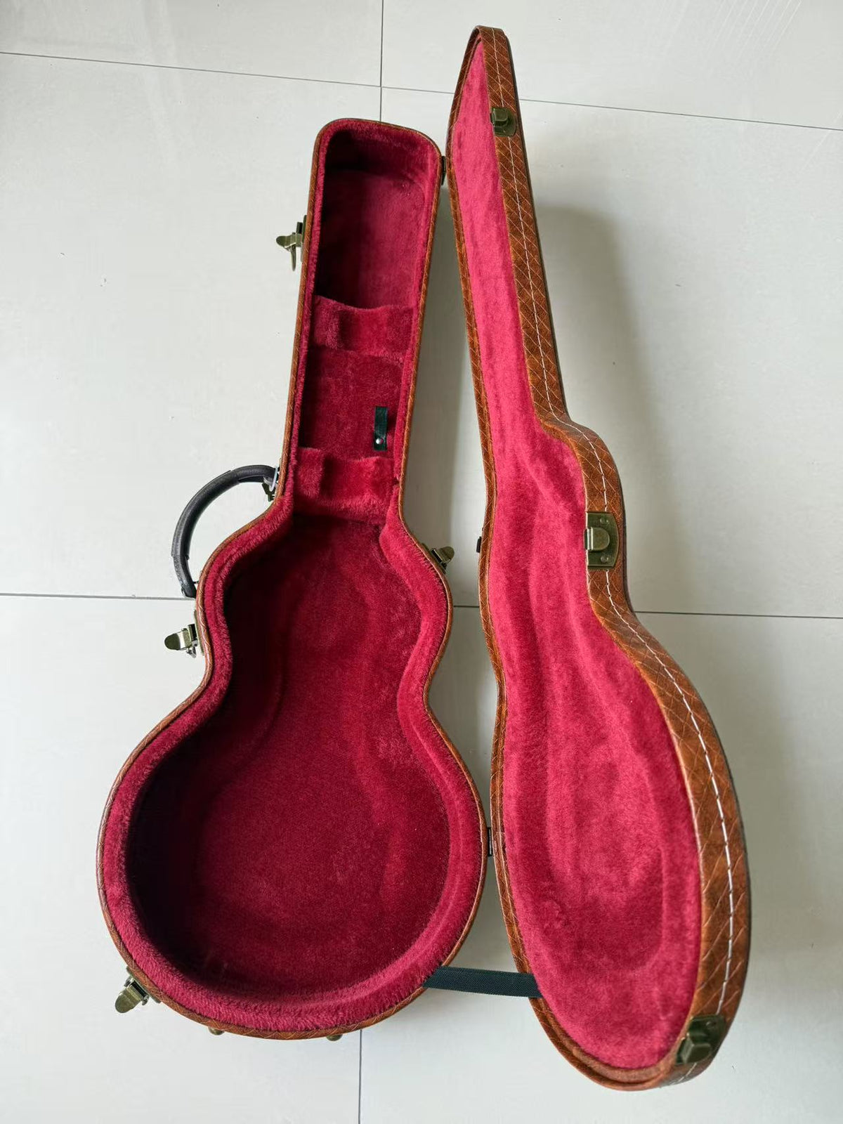 Vintage Cognac Brown Les Paul Hard Guitar Case – Gibson-Style Logo