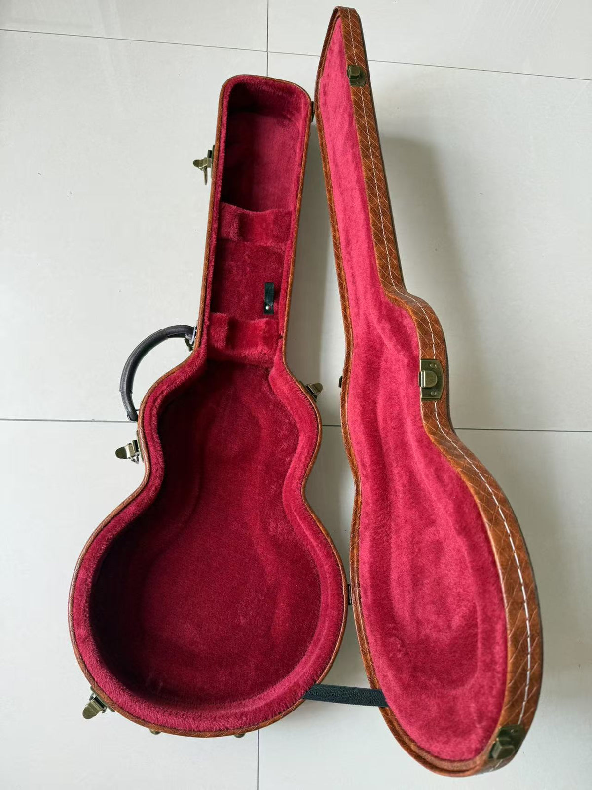 Vintage Cognac Brown Les Paul Hard Guitar Case – Gibson-Style Logo