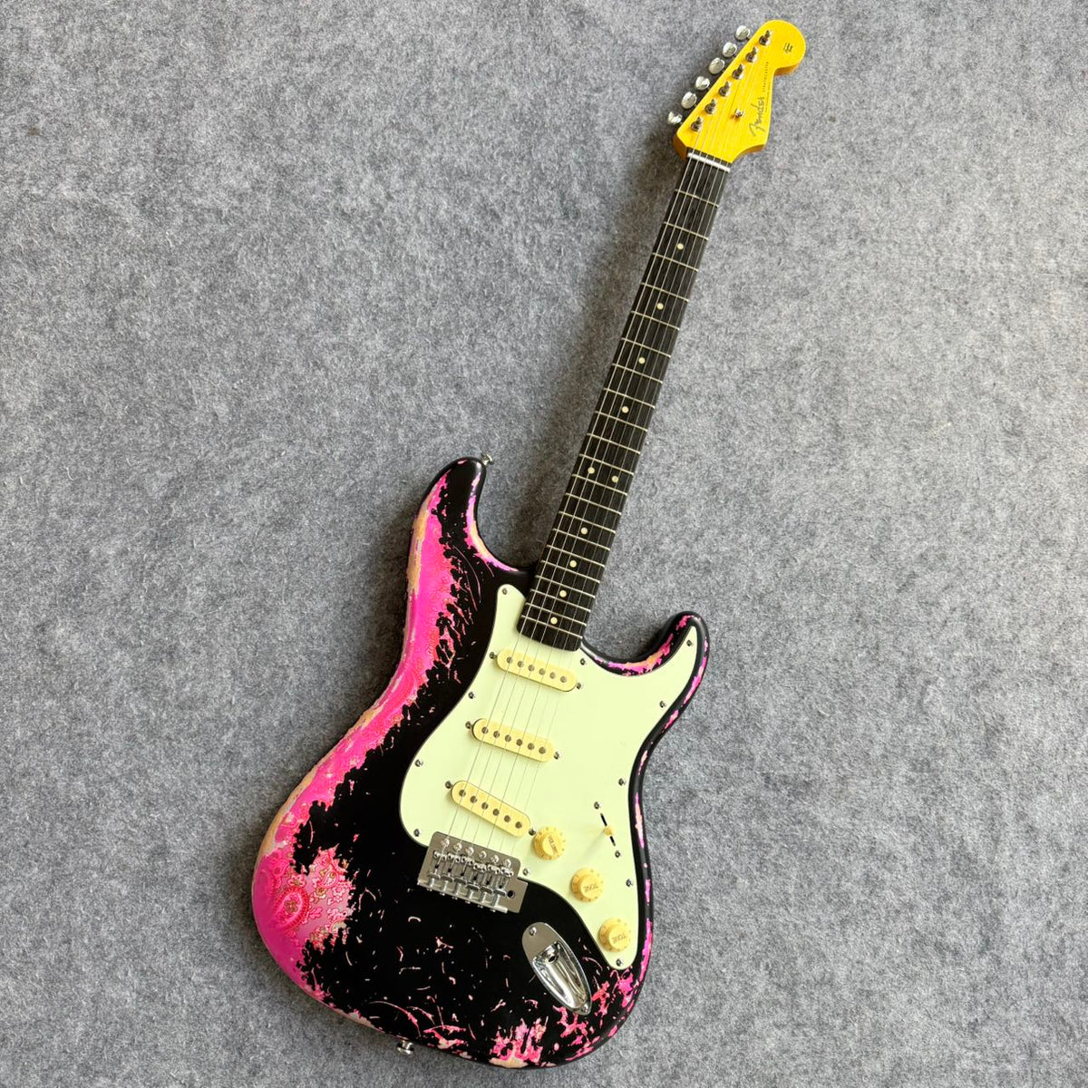 Black & Pink Relic Stratocaster Style Guitar