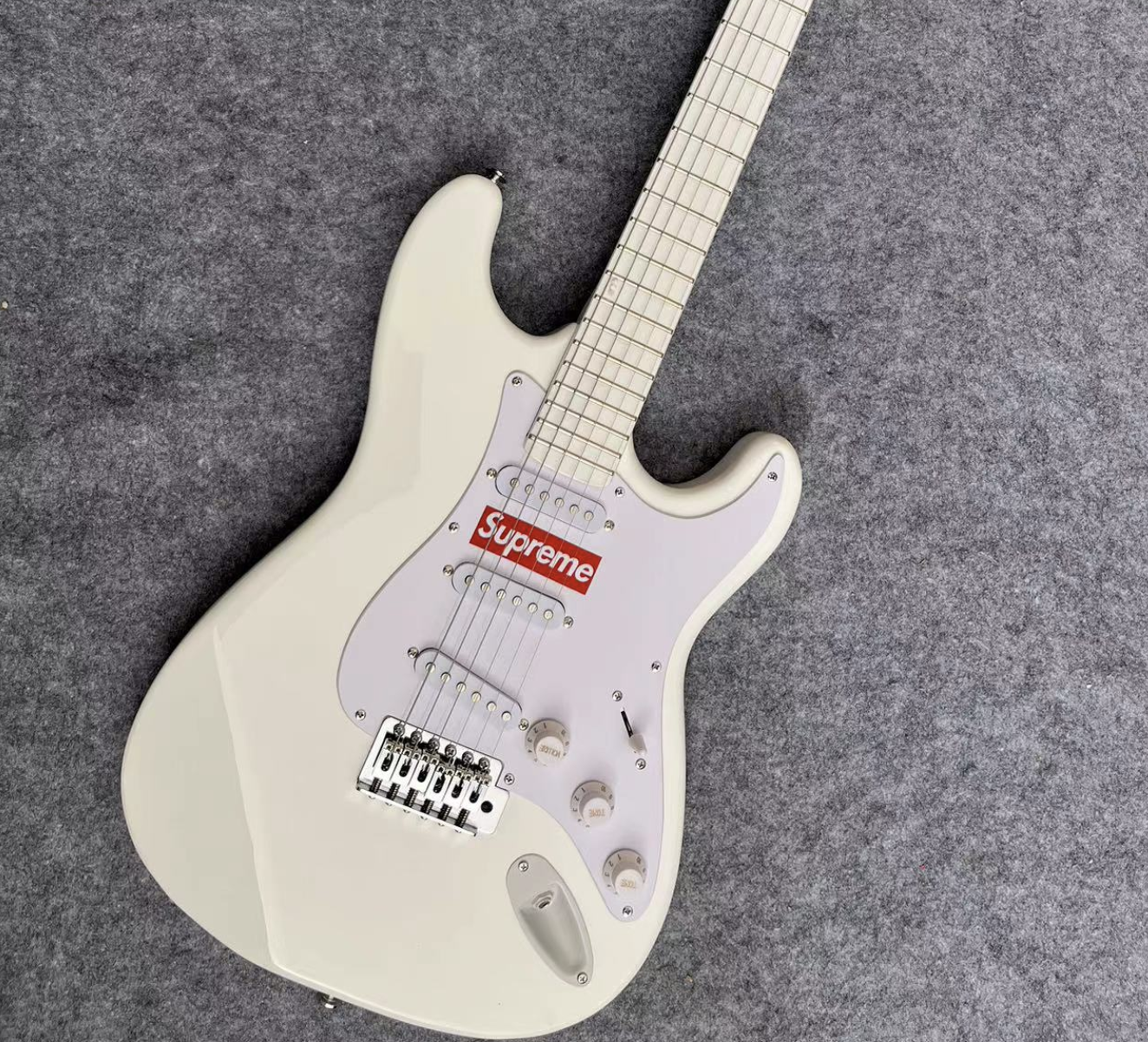 Supreme Fender Stratocaster Style Guitar